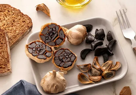 سیر سیاه گرگان فله‌ ای با کیفیت ثابت و قیمت مناسب